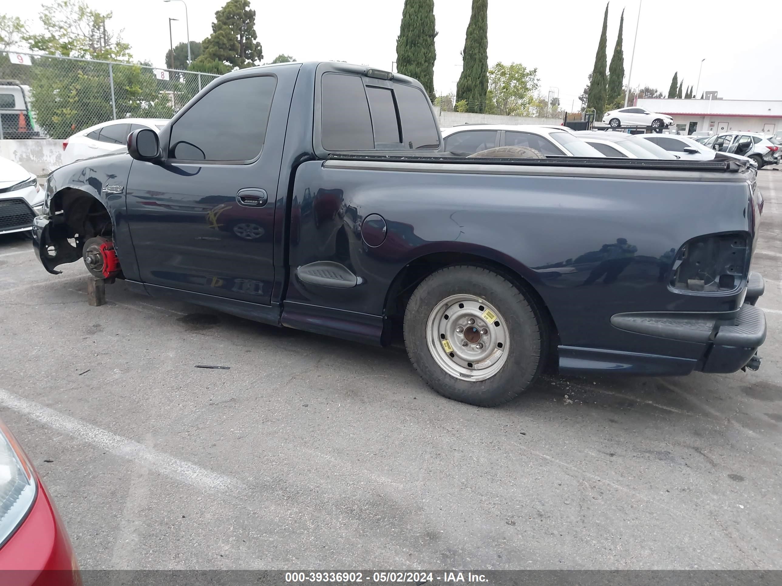 Photo 13 VIN: 2FTZF07352CA52712 - FORD F-150 