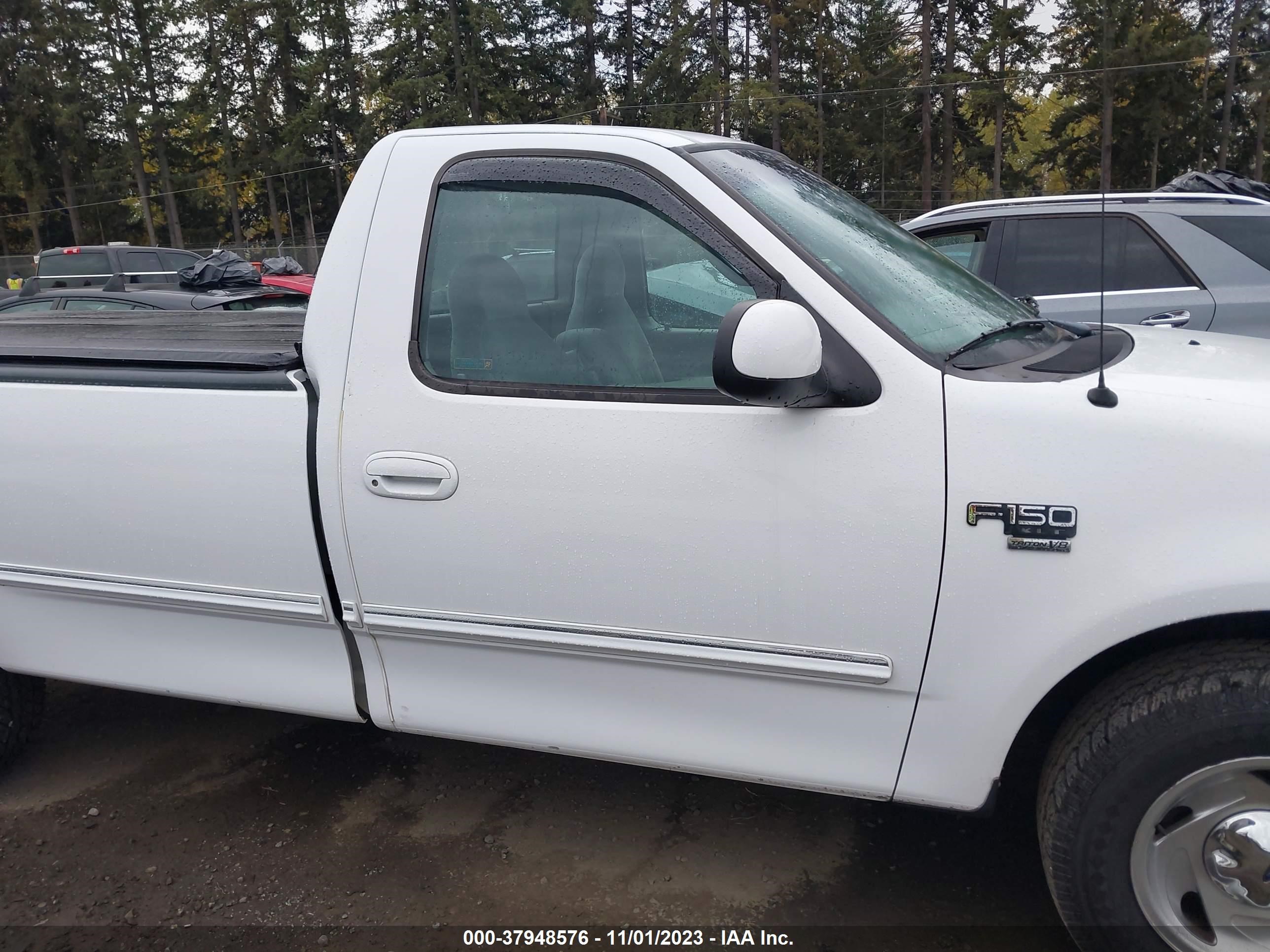 Photo 12 VIN: 2FTZF1769WCA54257 - FORD F-150 