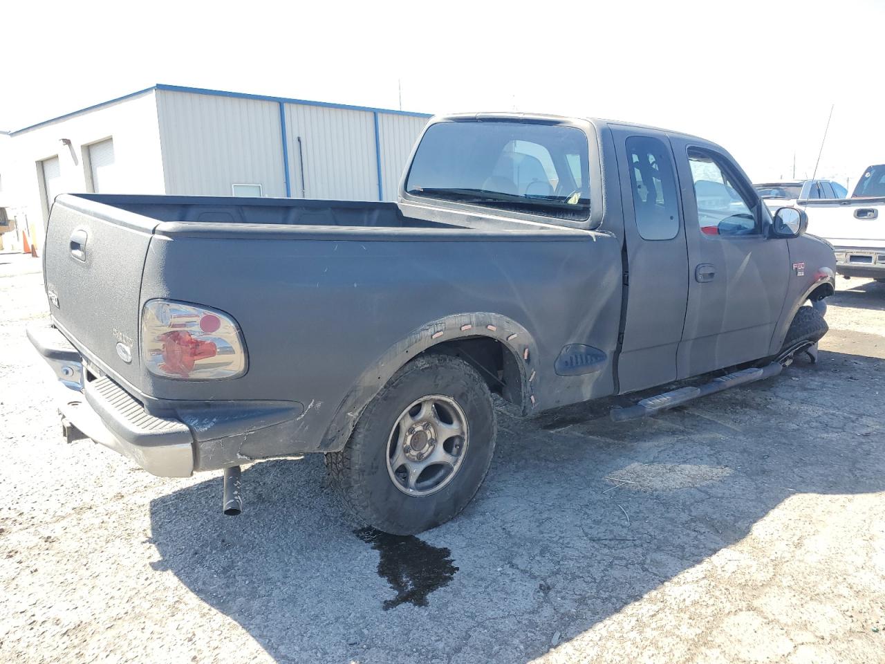 Photo 2 VIN: 2FTZX08W1WCA34199 - FORD F-150 