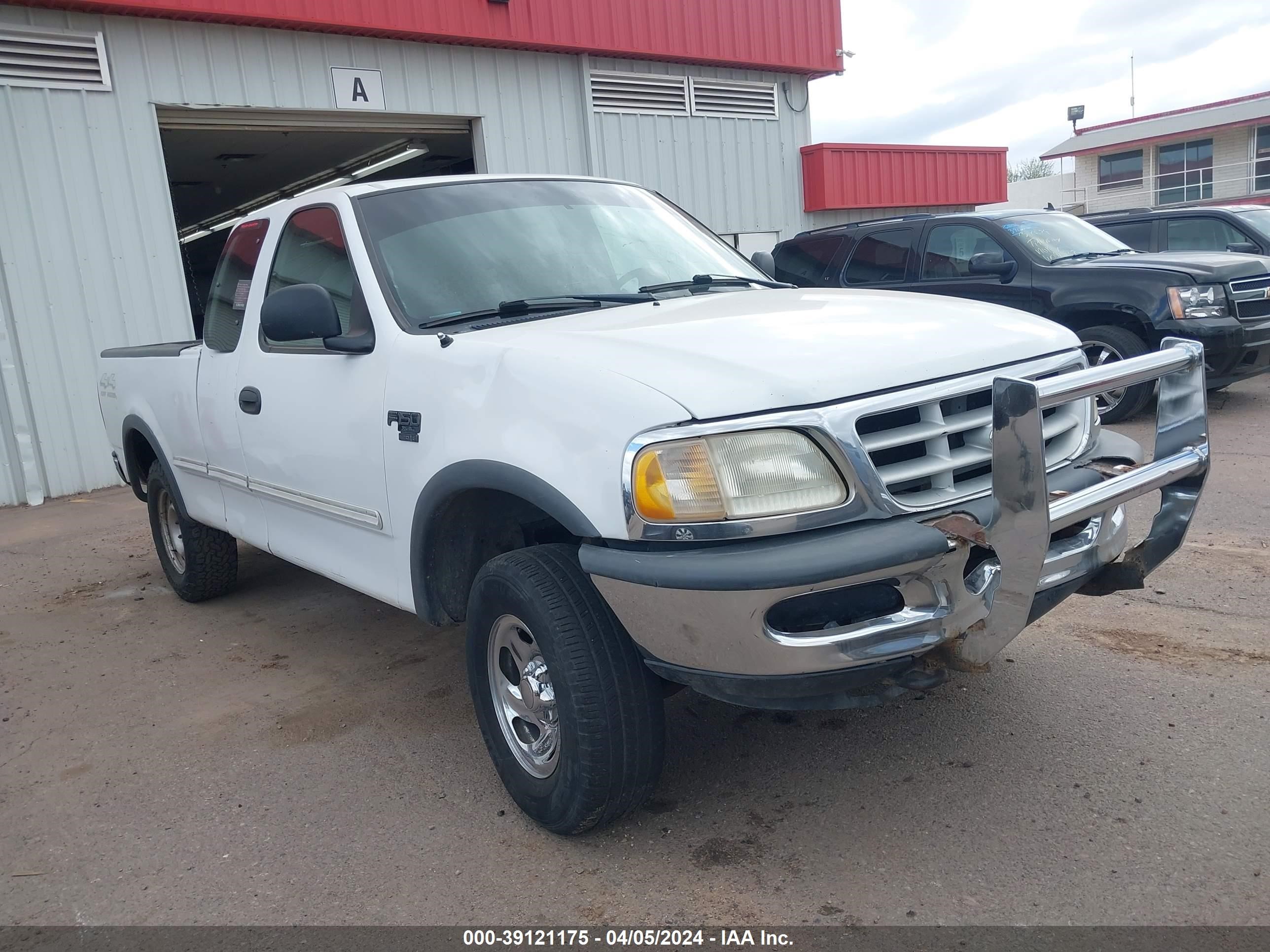 Photo 0 VIN: 2FTZX18W2WCA31902 - FORD F-150 