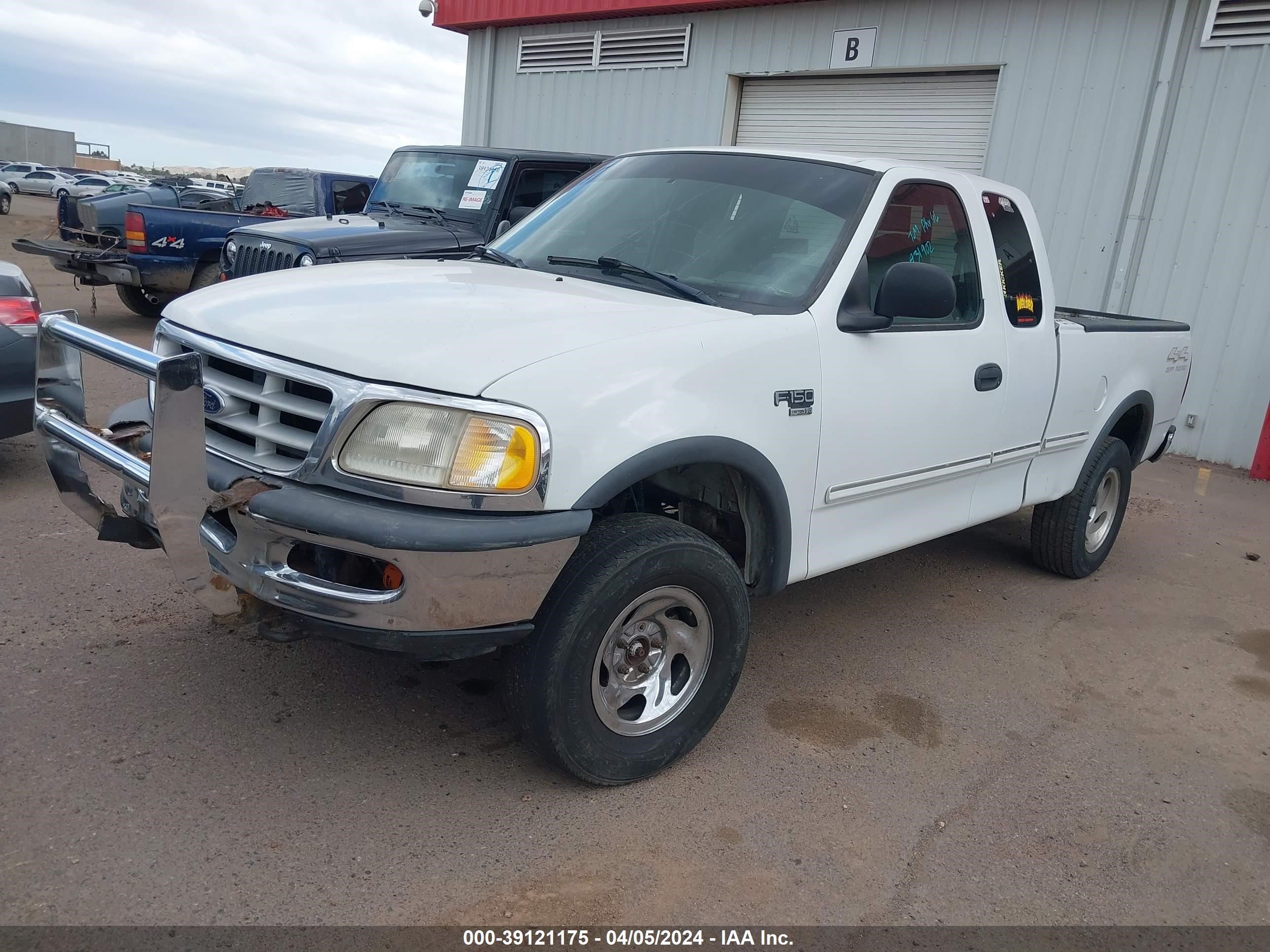 Photo 1 VIN: 2FTZX18W2WCA31902 - FORD F-150 