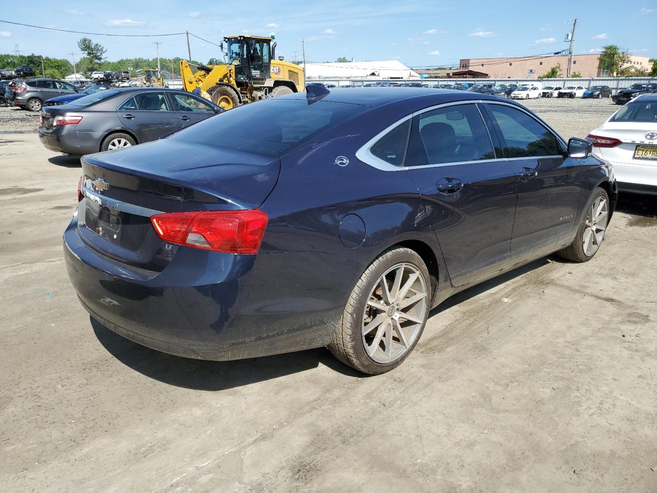 Photo 2 VIN: 2G1105S31J9112489 - CHEVROLET IMPALA 