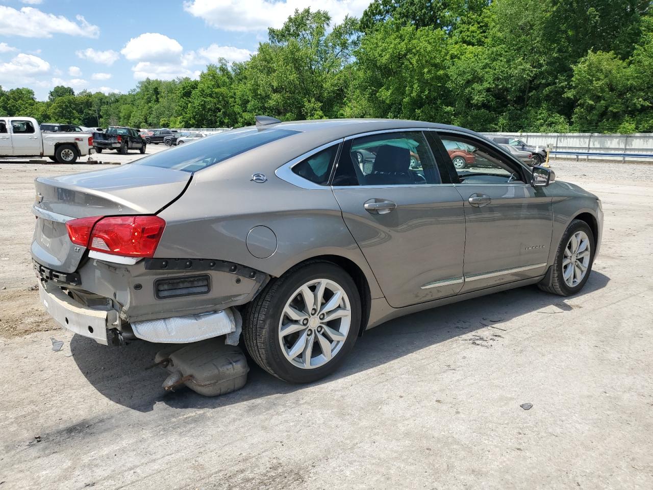 Photo 2 VIN: 2G1105S33J9153805 - CHEVROLET IMPALA 