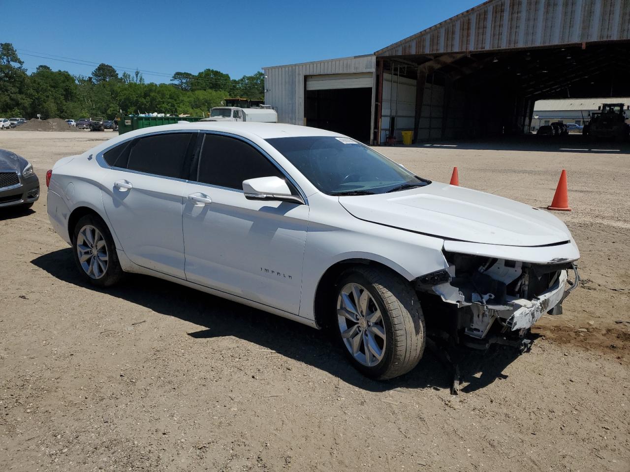 Photo 3 VIN: 2G1105S34J9120490 - CHEVROLET IMPALA 