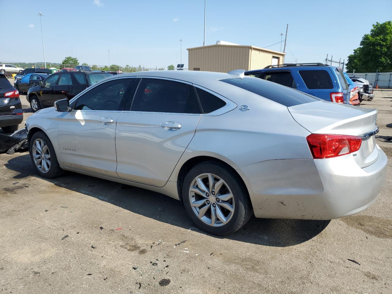 Photo 1 VIN: 2G1105S37J9126641 - CHEVROLET IMPALA 