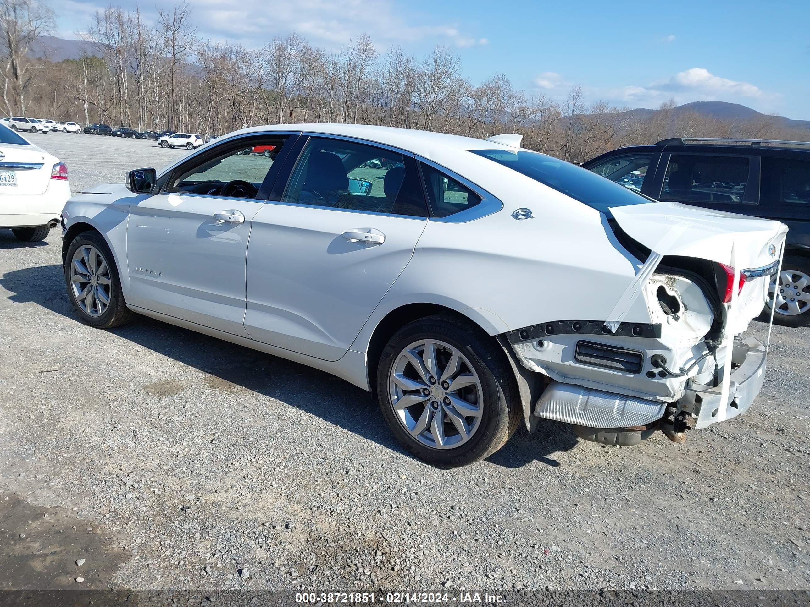 Photo 2 VIN: 2G1105S38J9165951 - CHEVROLET IMPALA 