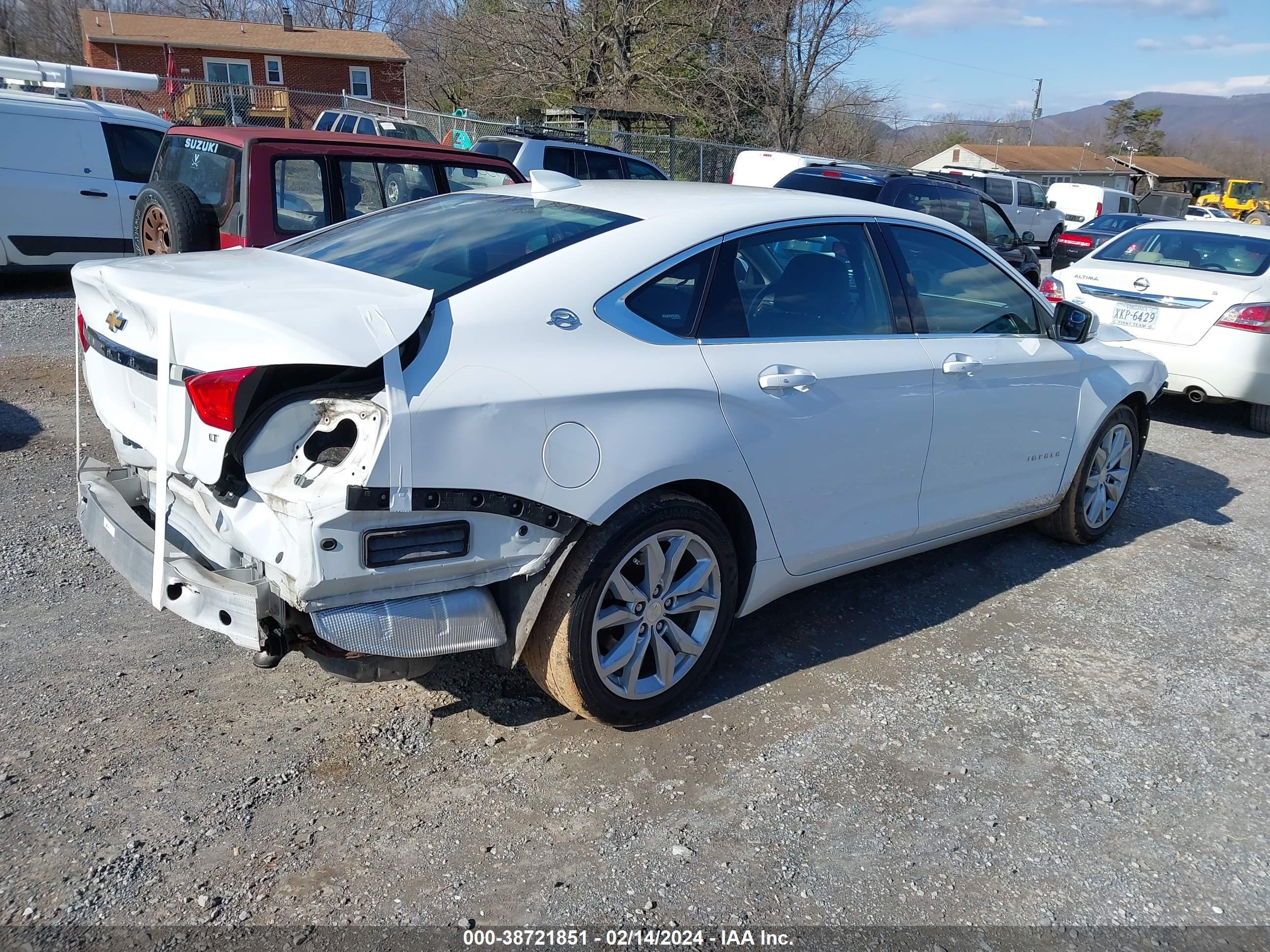 Photo 3 VIN: 2G1105S38J9165951 - CHEVROLET IMPALA 