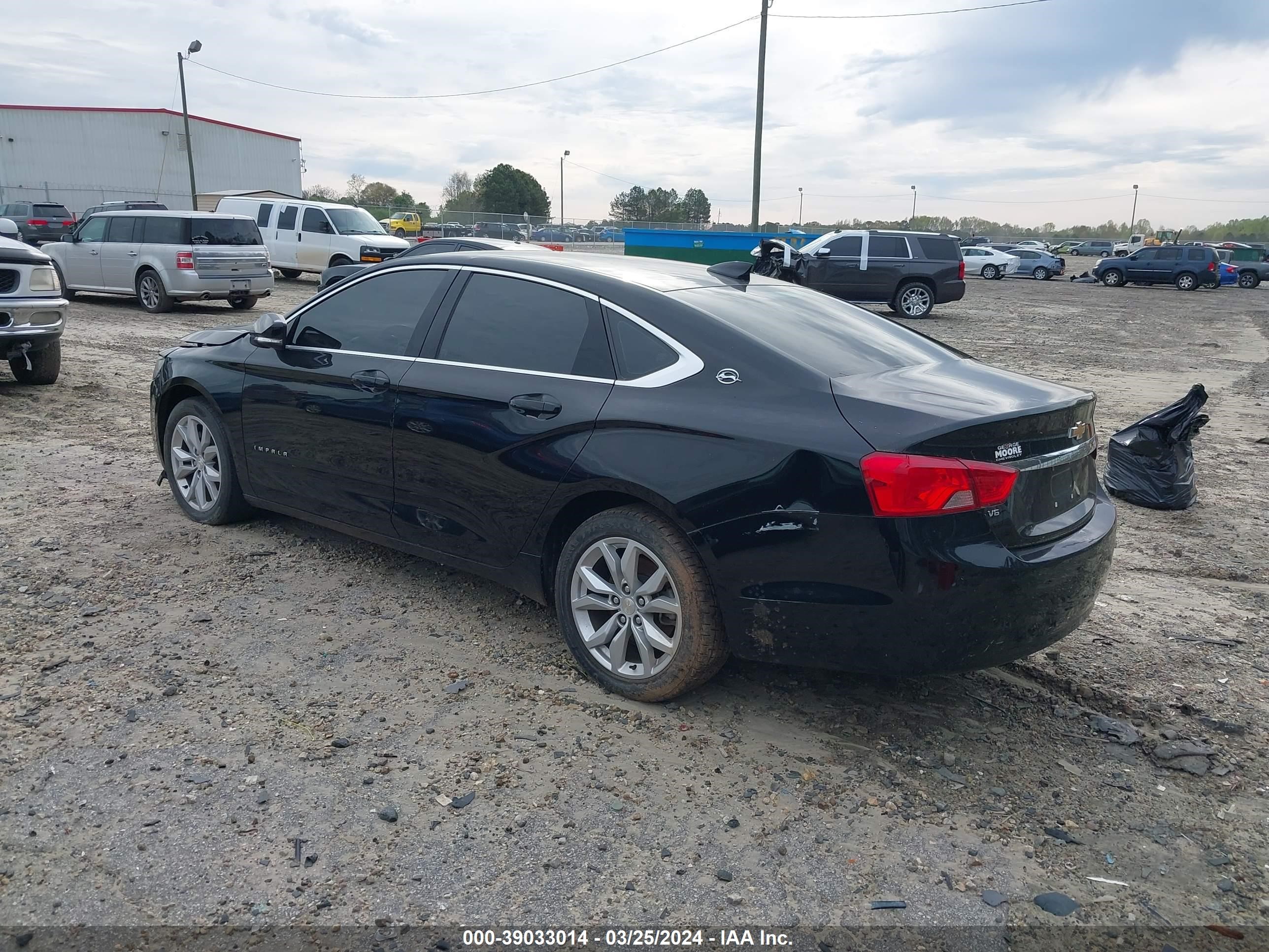 Photo 2 VIN: 2G1105S3XH9161829 - CHEVROLET IMPALA 