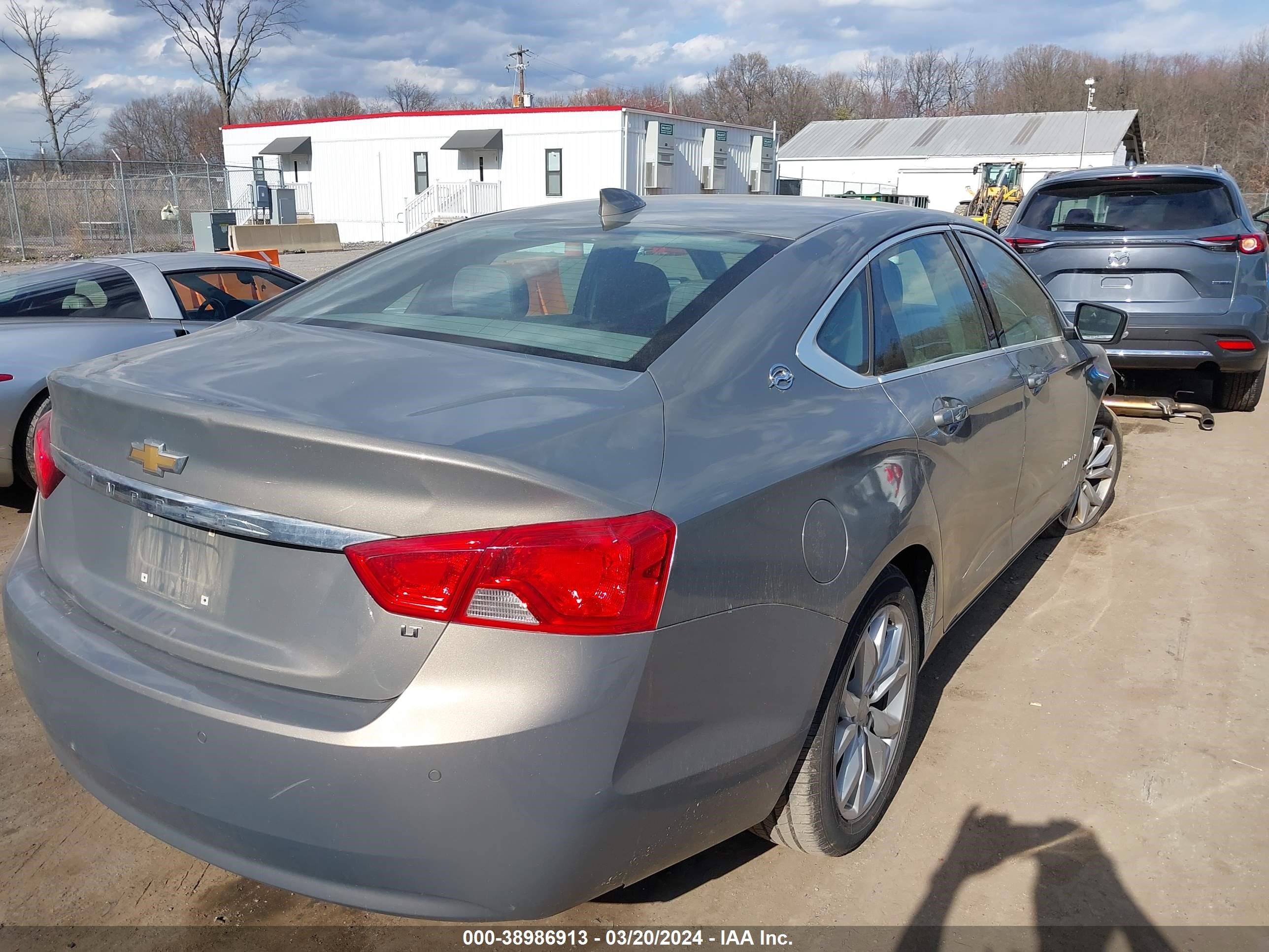 Photo 3 VIN: 2G1105SA0H9133147 - CHEVROLET IMPALA 