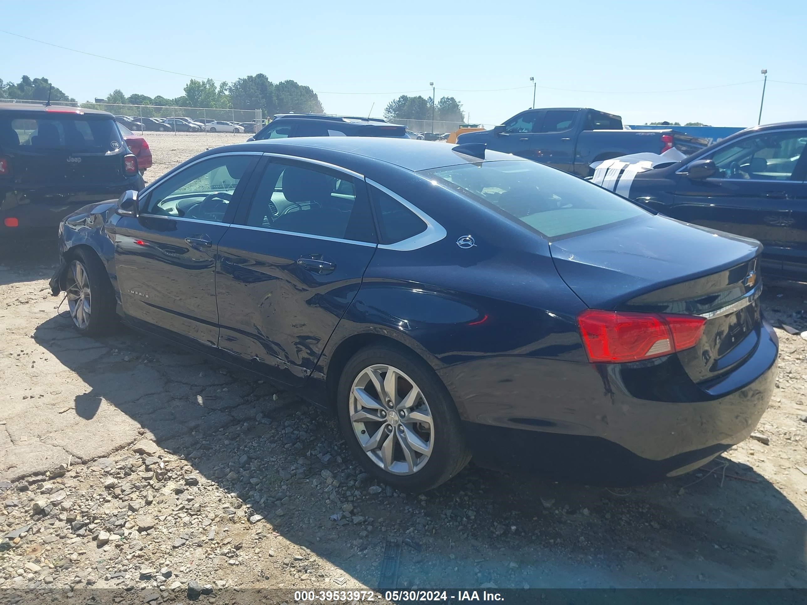 Photo 2 VIN: 2G1105SA4H9142398 - CHEVROLET IMPALA 