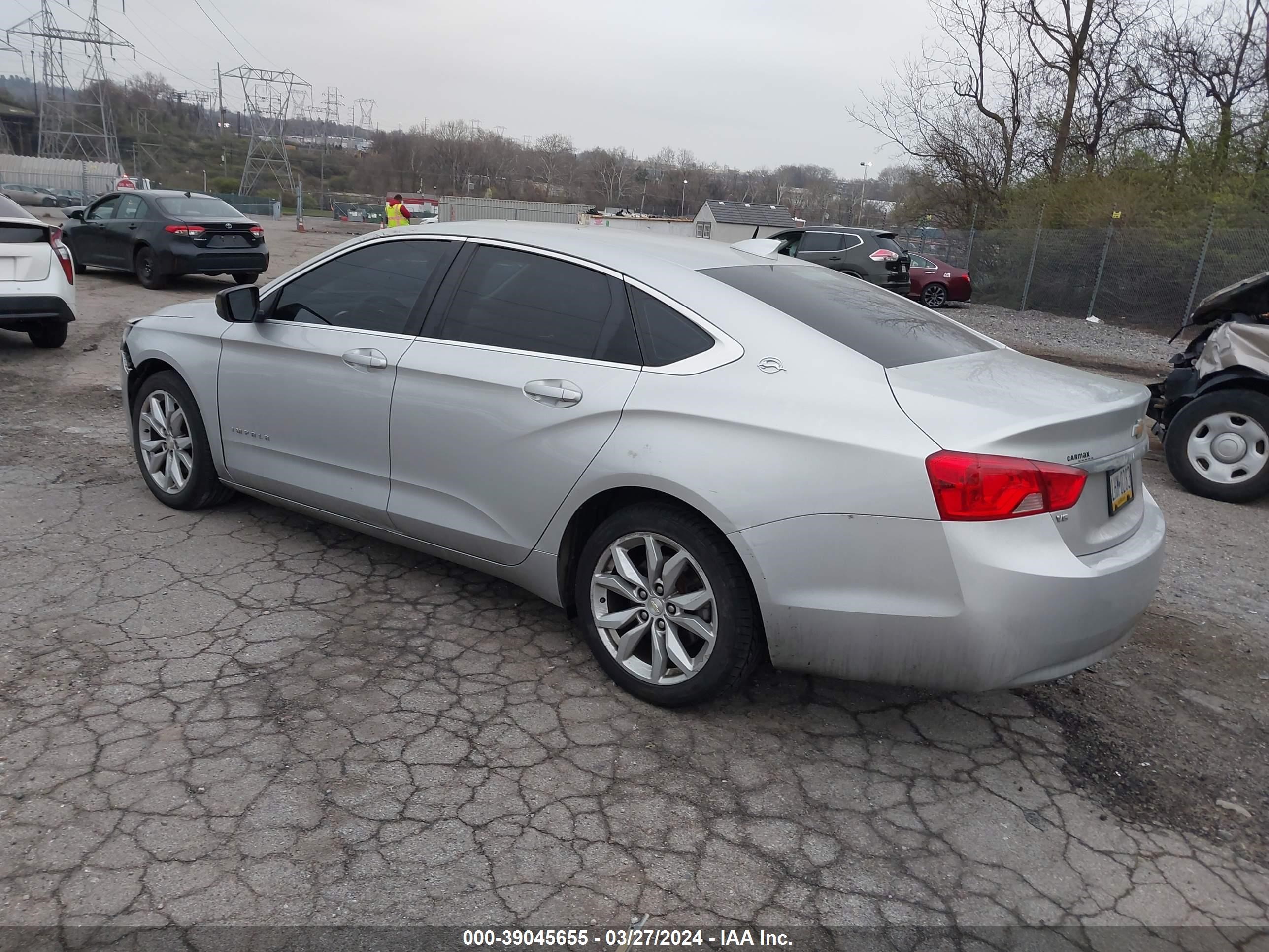 Photo 2 VIN: 2G1115S3XG9101447 - CHEVROLET IMPALA 