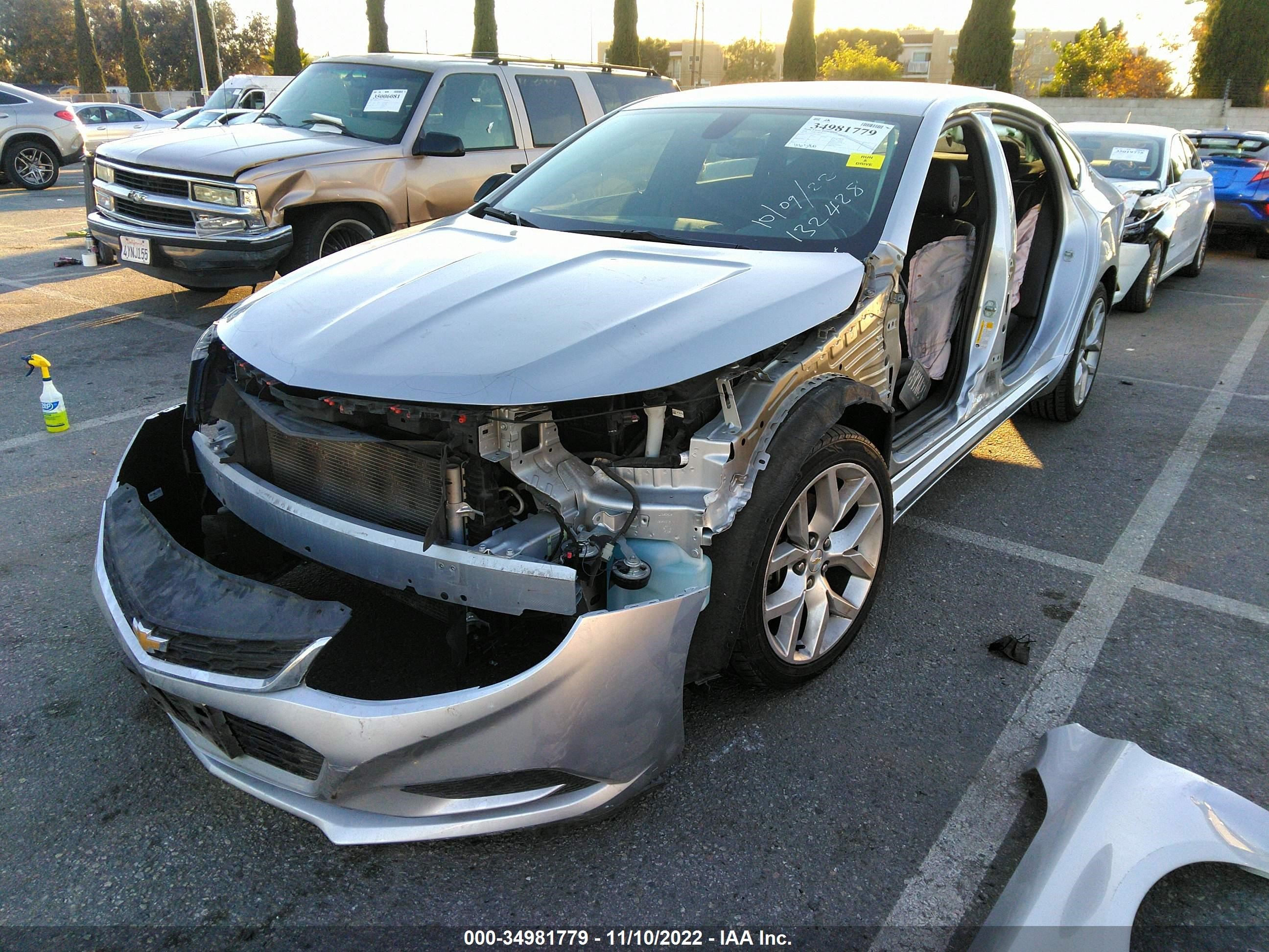 Photo 1 VIN: 2G1125S31J9132428 - CHEVROLET IMPALA 