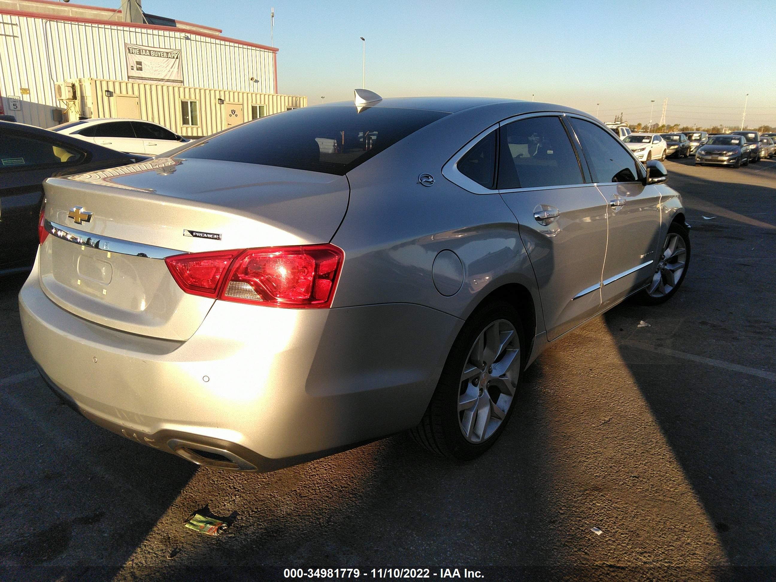 Photo 3 VIN: 2G1125S31J9132428 - CHEVROLET IMPALA 