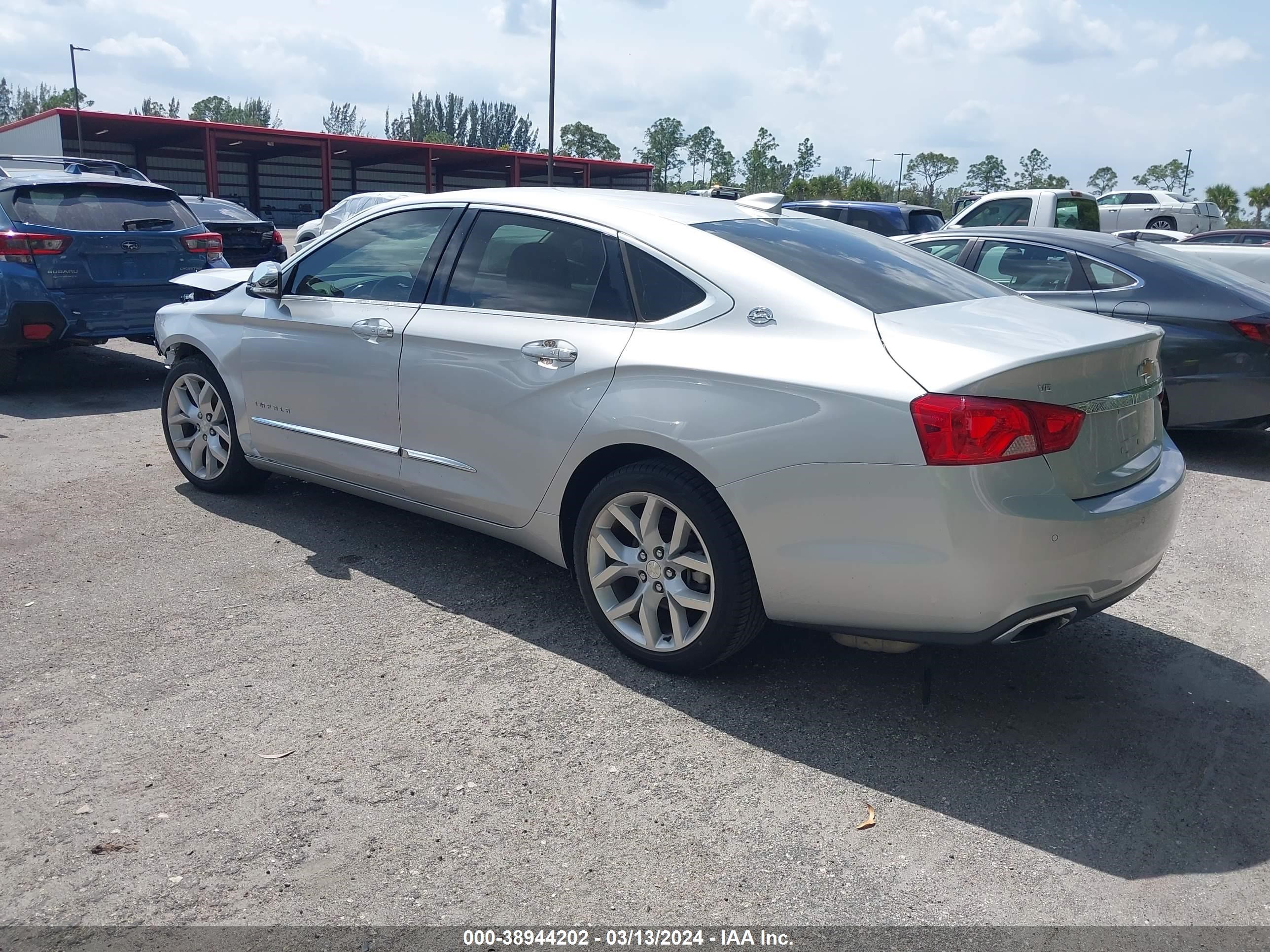 Photo 2 VIN: 2G1145S38H9107577 - CHEVROLET IMPALA 