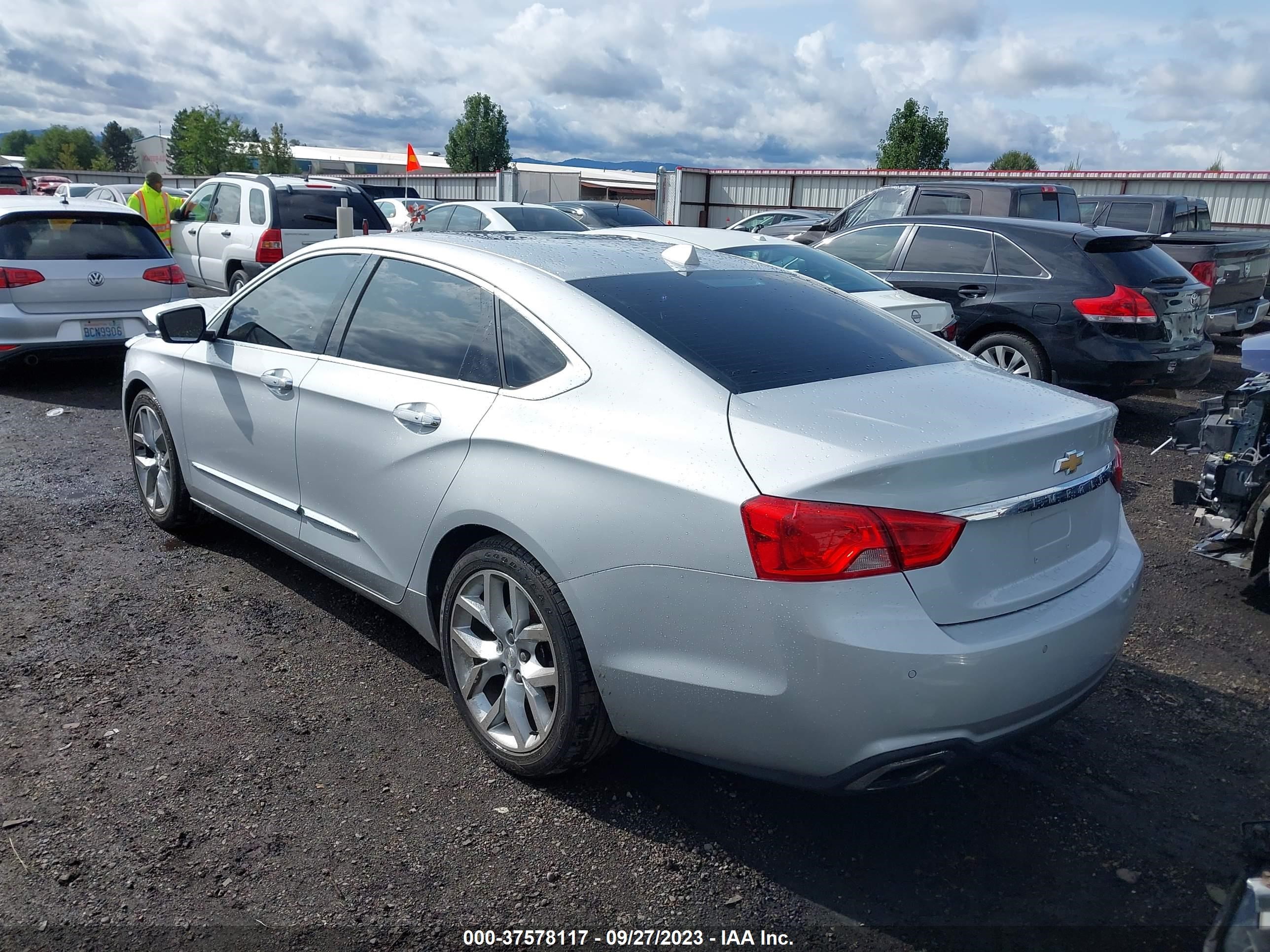 Photo 2 VIN: 2G1145SL9E9270735 - CHEVROLET IMPALA 