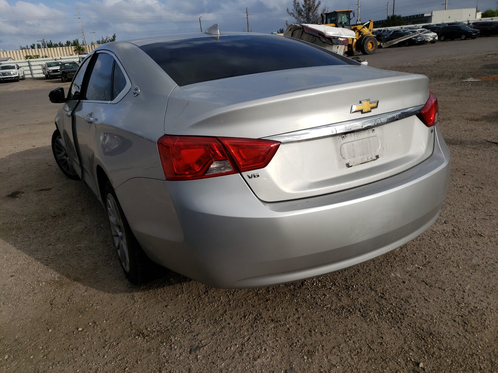 Photo 2 VIN: 2G11X5SA1J9142005 - CHEVROLET IMPALA LS 