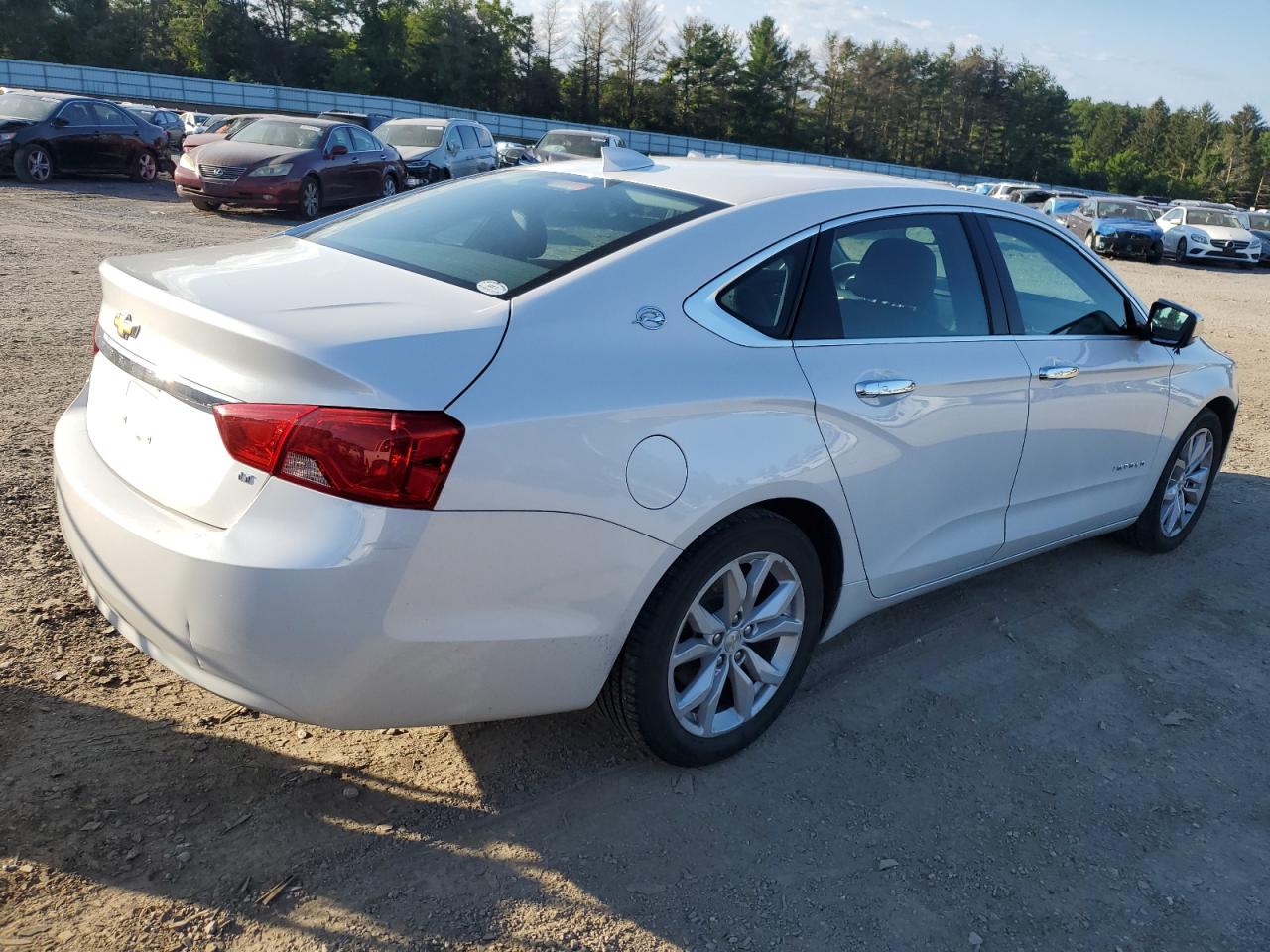 Photo 2 VIN: 2G11Z5S37K9121561 - CHEVROLET IMPALA 