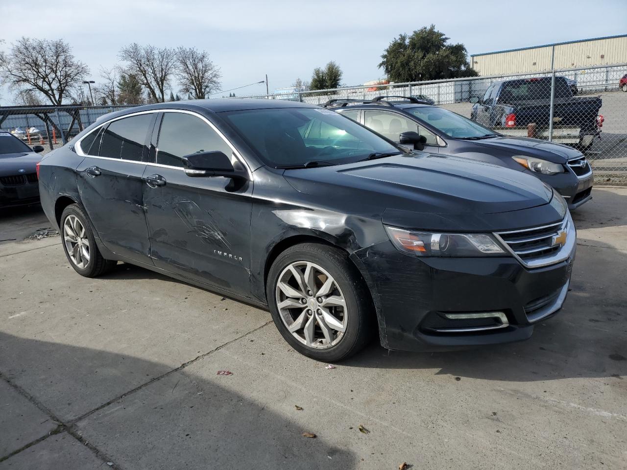 Photo 3 VIN: 2G11Z5SA4K9137750 - CHEVROLET IMPALA 