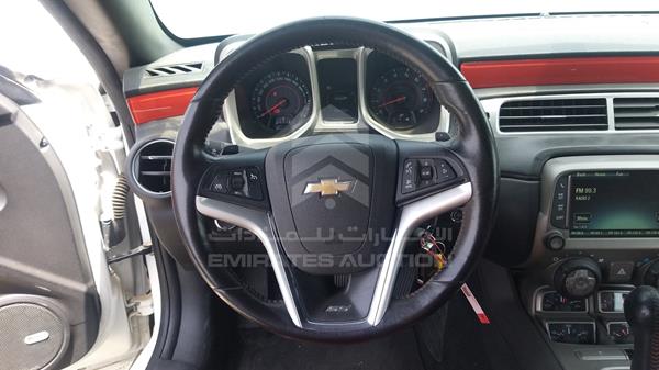 Photo 13 VIN: 2G1F93DJ8F9124030 - CHEVROLET CAMARO 