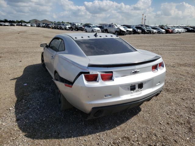 Photo 2 VIN: 2G1FA1E30C9127415 - CHEVROLET CAMARO LS 