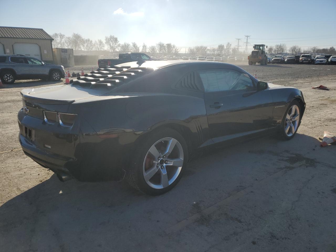 Photo 2 VIN: 2G1FA1E30C9132680 - CHEVROLET CAMARO 