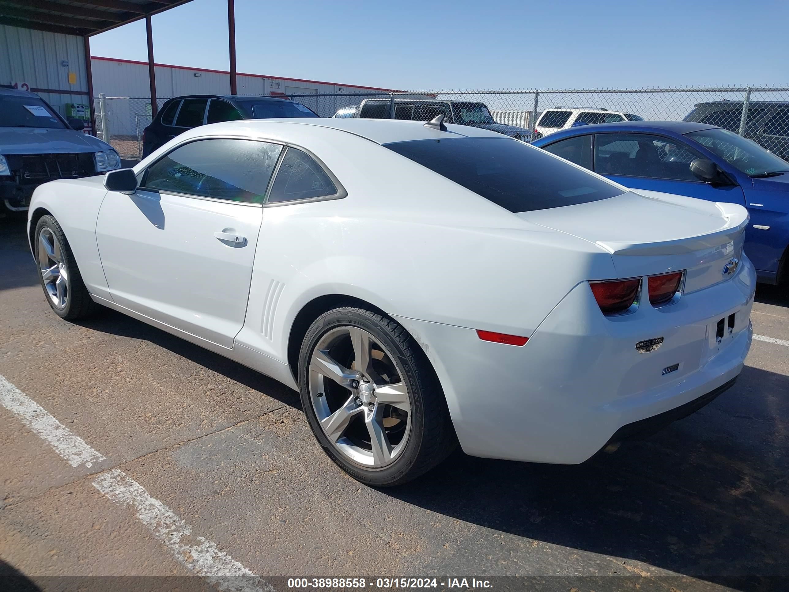 Photo 2 VIN: 2G1FA1E31D9154768 - CHEVROLET CAMARO 