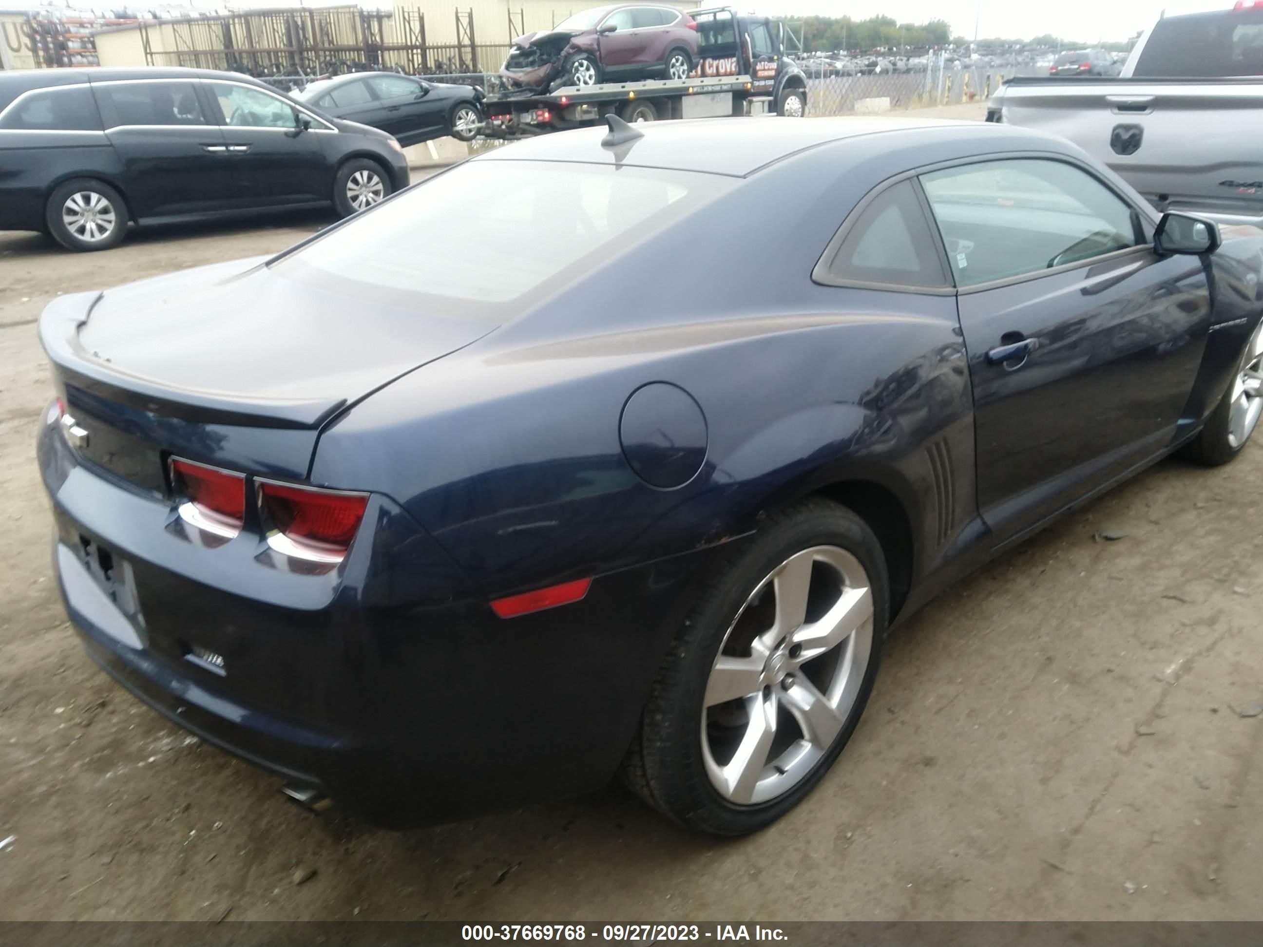 Photo 3 VIN: 2G1FA1E32C9190399 - CHEVROLET CAMARO 