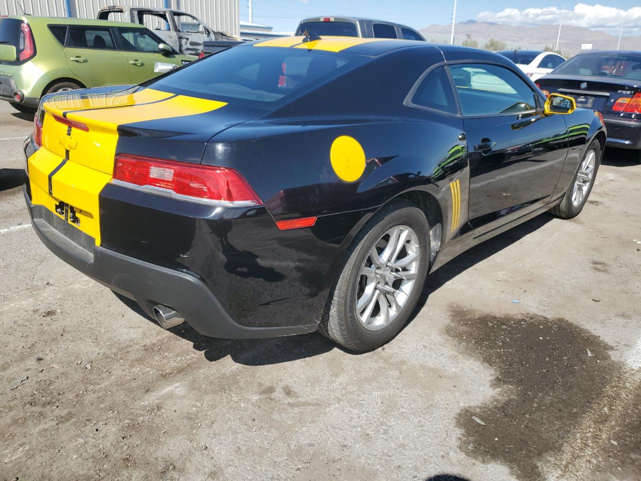 Photo 2 VIN: 2G1FA1E33E9202658 - CHEVROLET CAMARO 