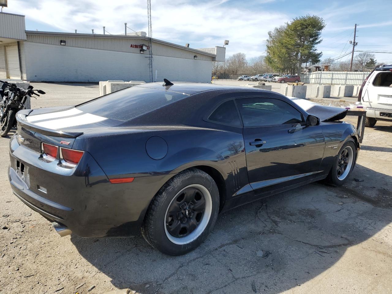 Photo 2 VIN: 2G1FA1E36D9184686 - CHEVROLET CAMARO 