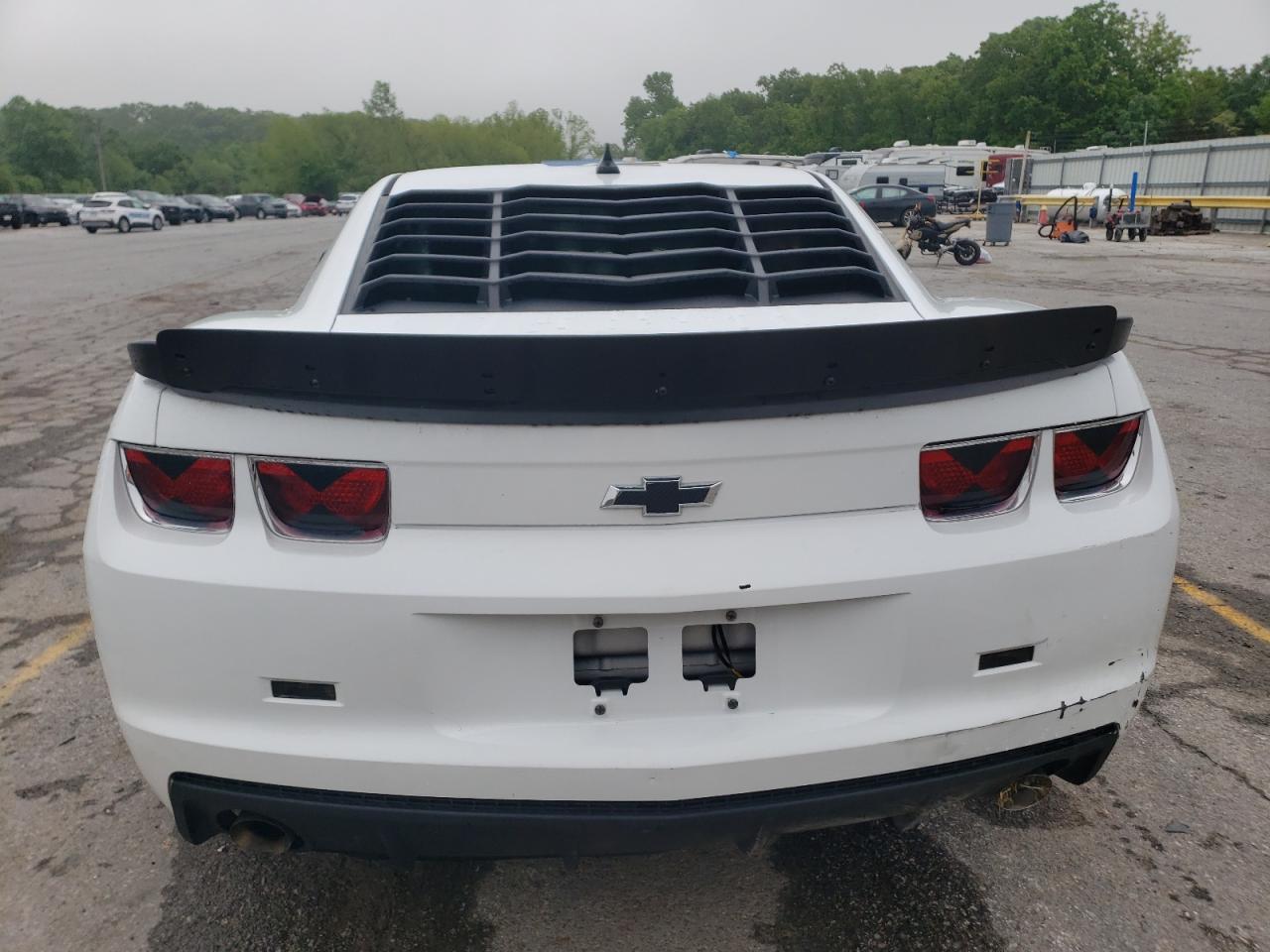 Photo 5 VIN: 2G1FA1E38D9135148 - CHEVROLET CAMARO 