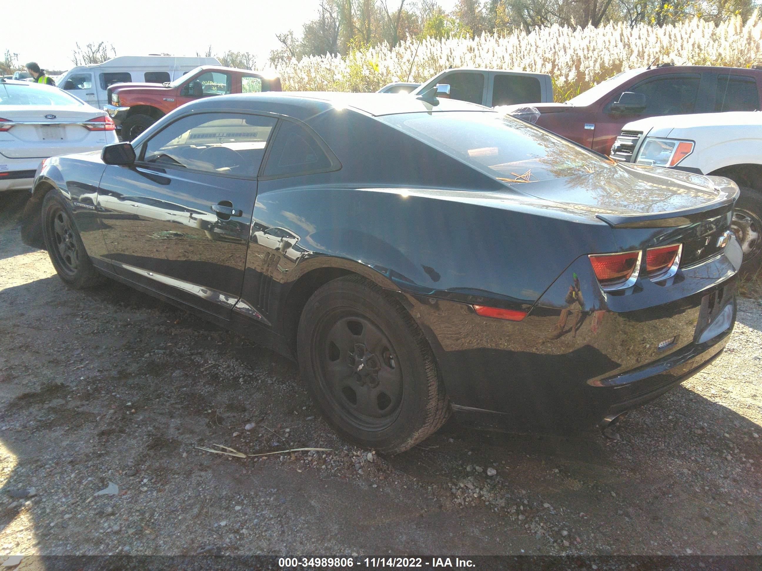 Photo 2 VIN: 2G1FA1E38D9238358 - CHEVROLET CAMARO 