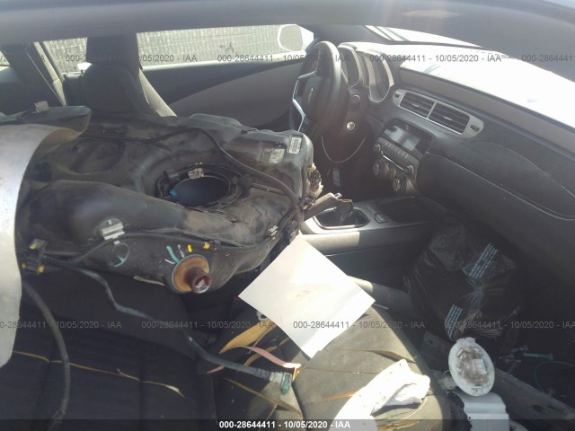 Photo 4 VIN: 2G1FA1E3XF9208832 - CHEVROLET CAMARO 