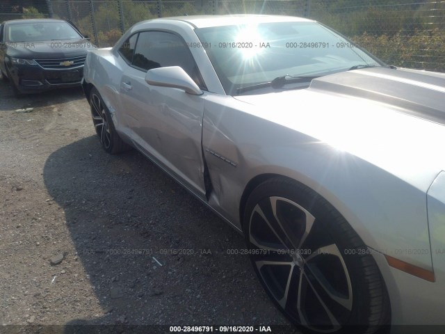 Photo 5 VIN: 2G1FA1ED0B9163211 - CHEVROLET CAMARO 