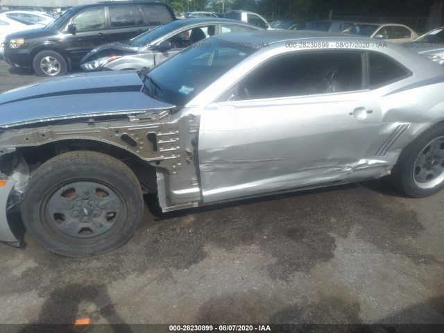 Photo 5 VIN: 2G1FA1ED5B9127143 - CHEVROLET CAMARO 