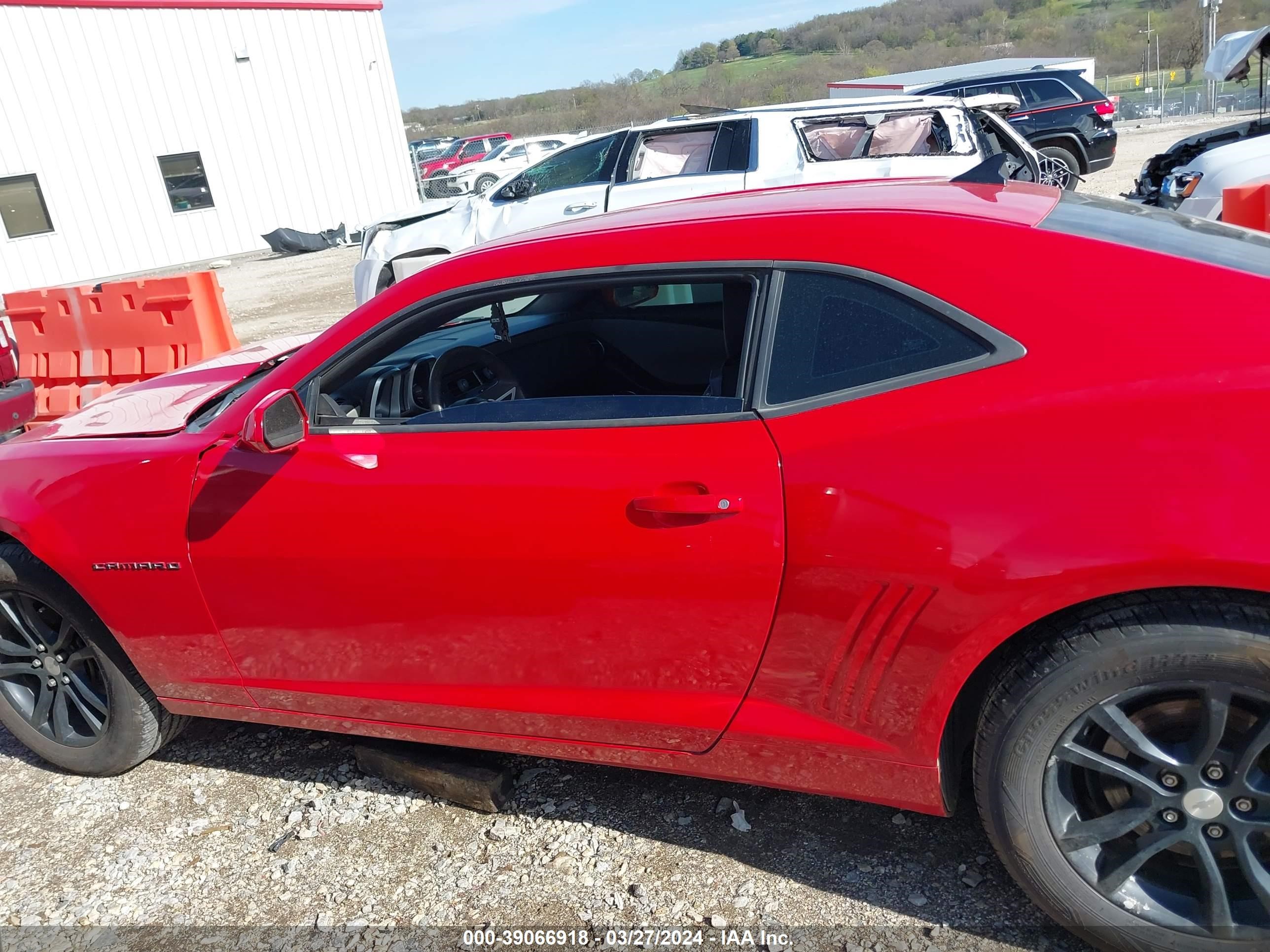 Photo 13 VIN: 2G1FA1ED8B9119067 - CHEVROLET CAMARO 