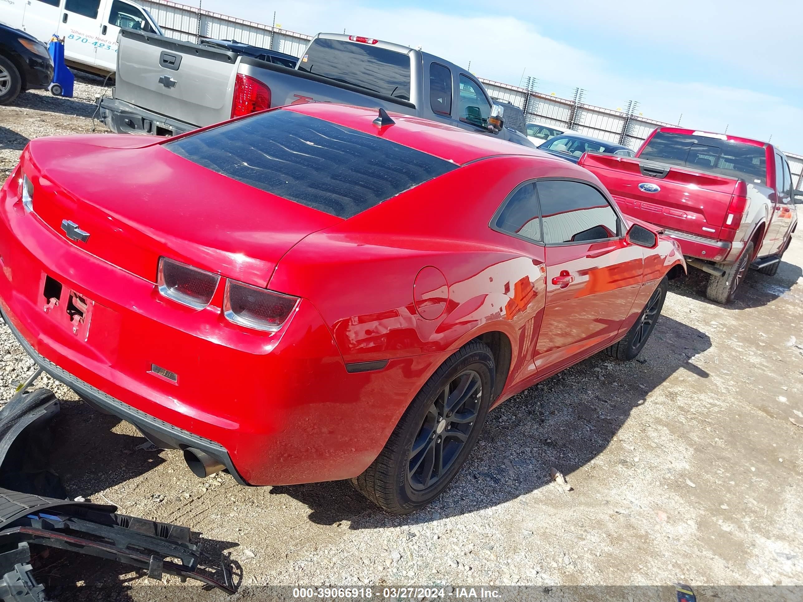 Photo 3 VIN: 2G1FA1ED8B9119067 - CHEVROLET CAMARO 