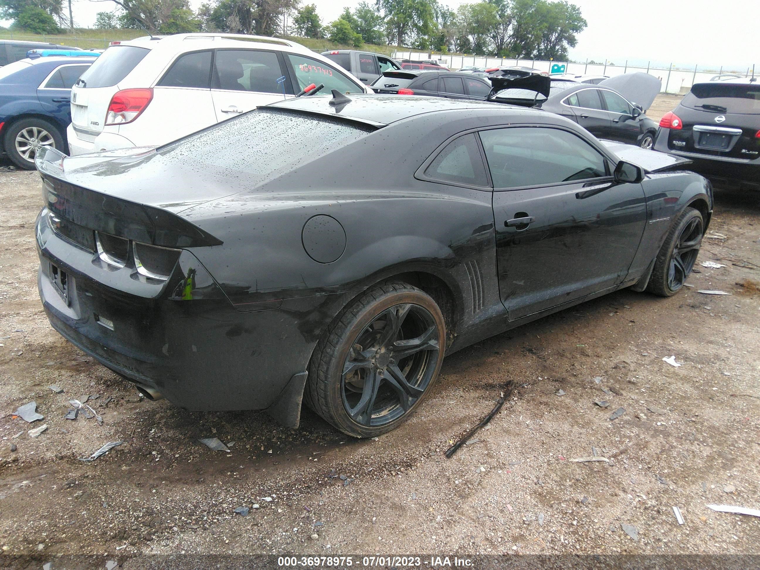 Photo 3 VIN: 2G1FA1EDXB9117806 - CHEVROLET CAMARO 