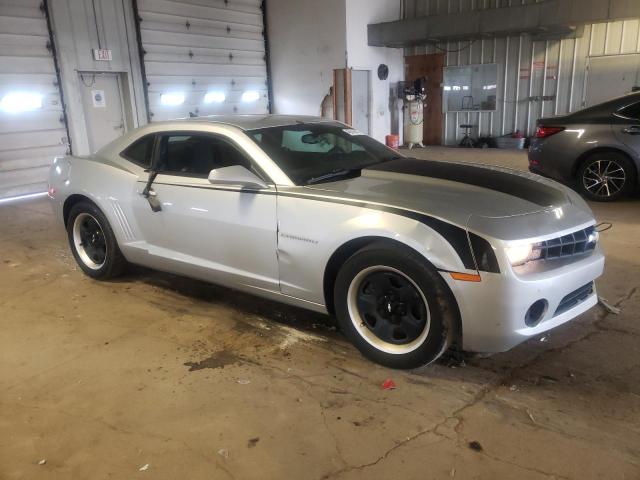 Photo 3 VIN: 2G1FA1EV1A9178470 - CHEVROLET CAMARO LS 