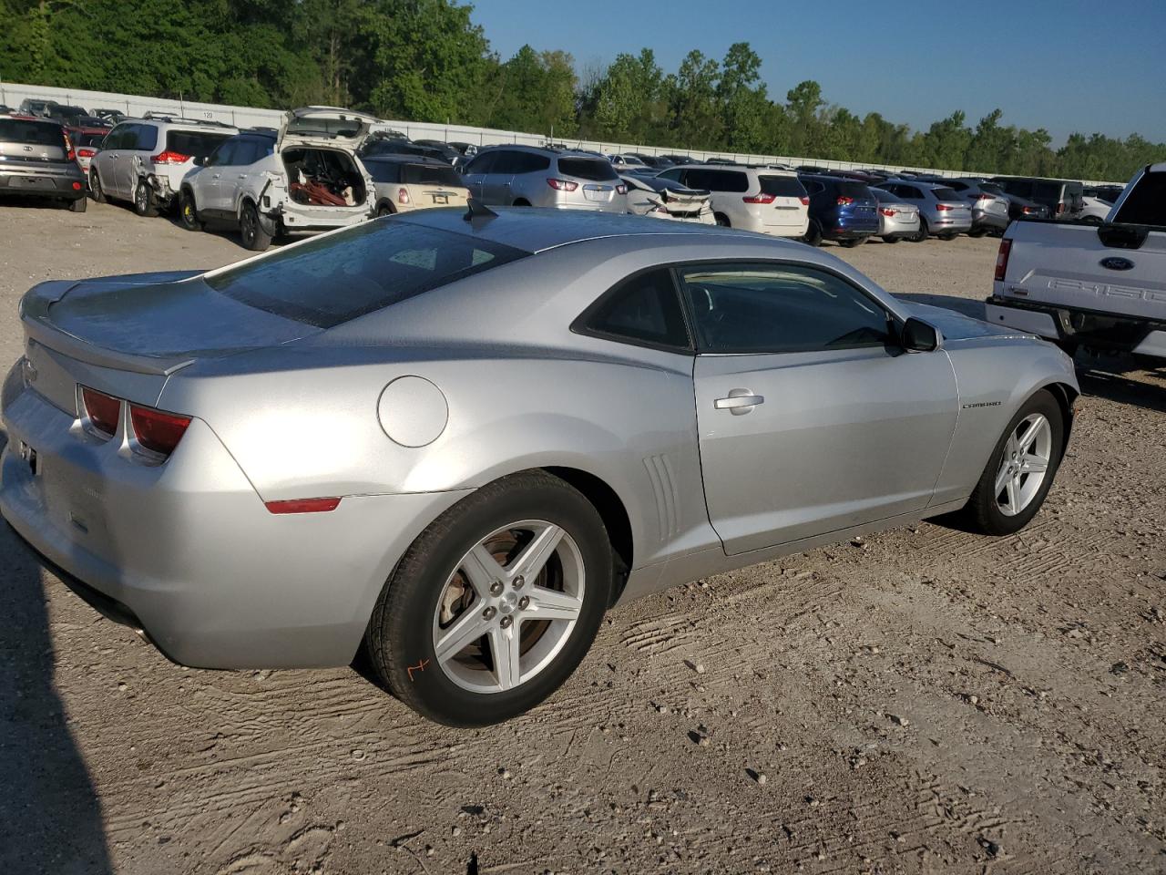 Photo 2 VIN: 2G1FB1E31C9158993 - CHEVROLET CAMARO 