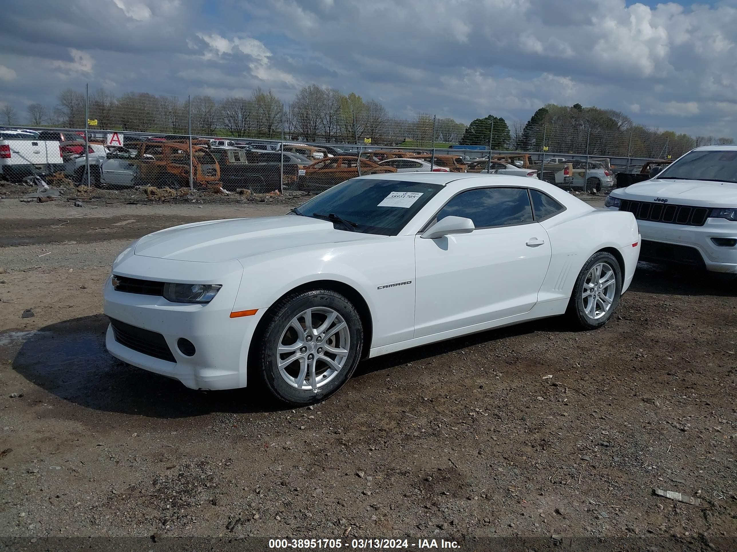 Photo 1 VIN: 2G1FB1E32F9143228 - CHEVROLET CAMARO 