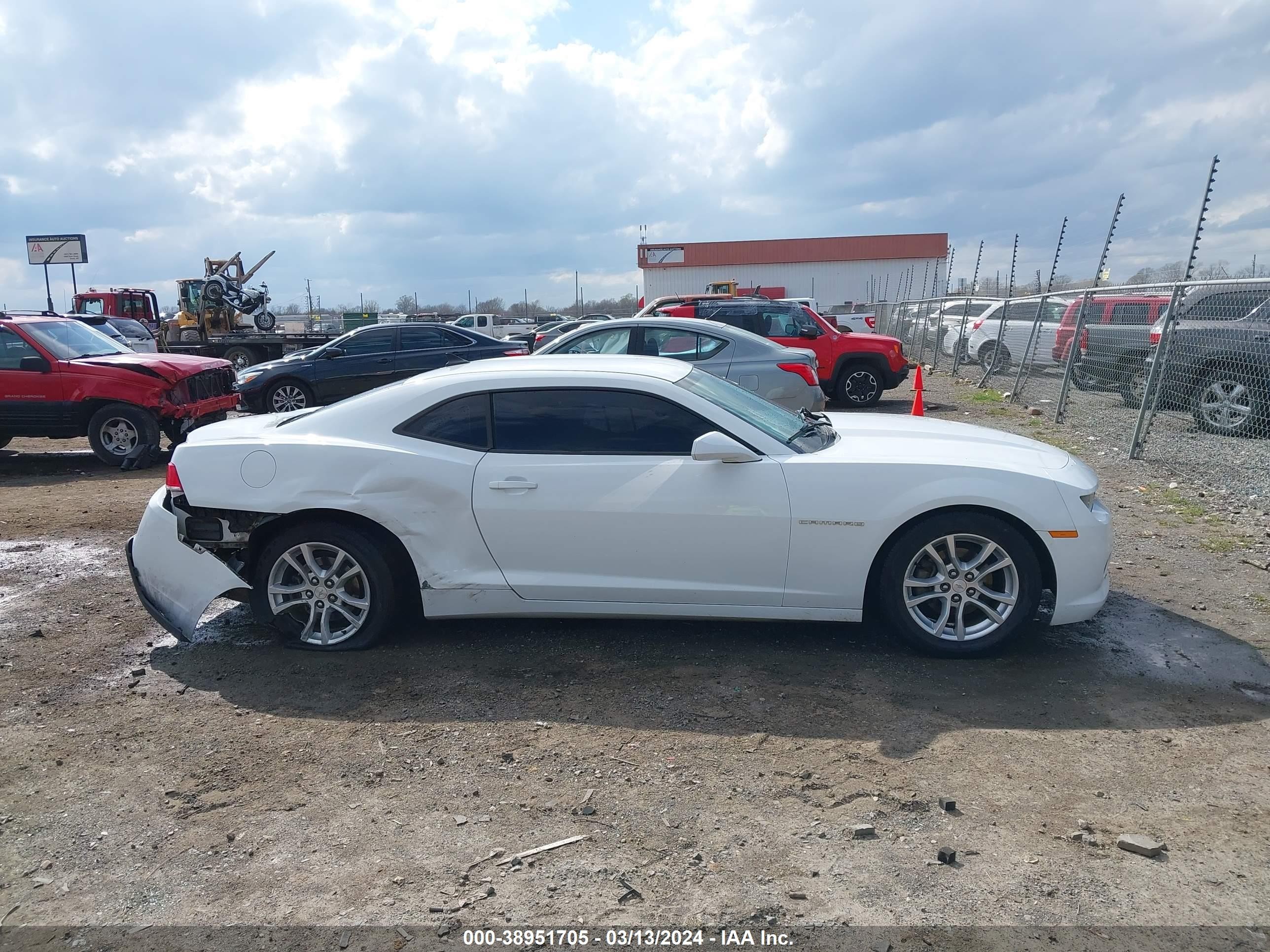 Photo 12 VIN: 2G1FB1E32F9143228 - CHEVROLET CAMARO 