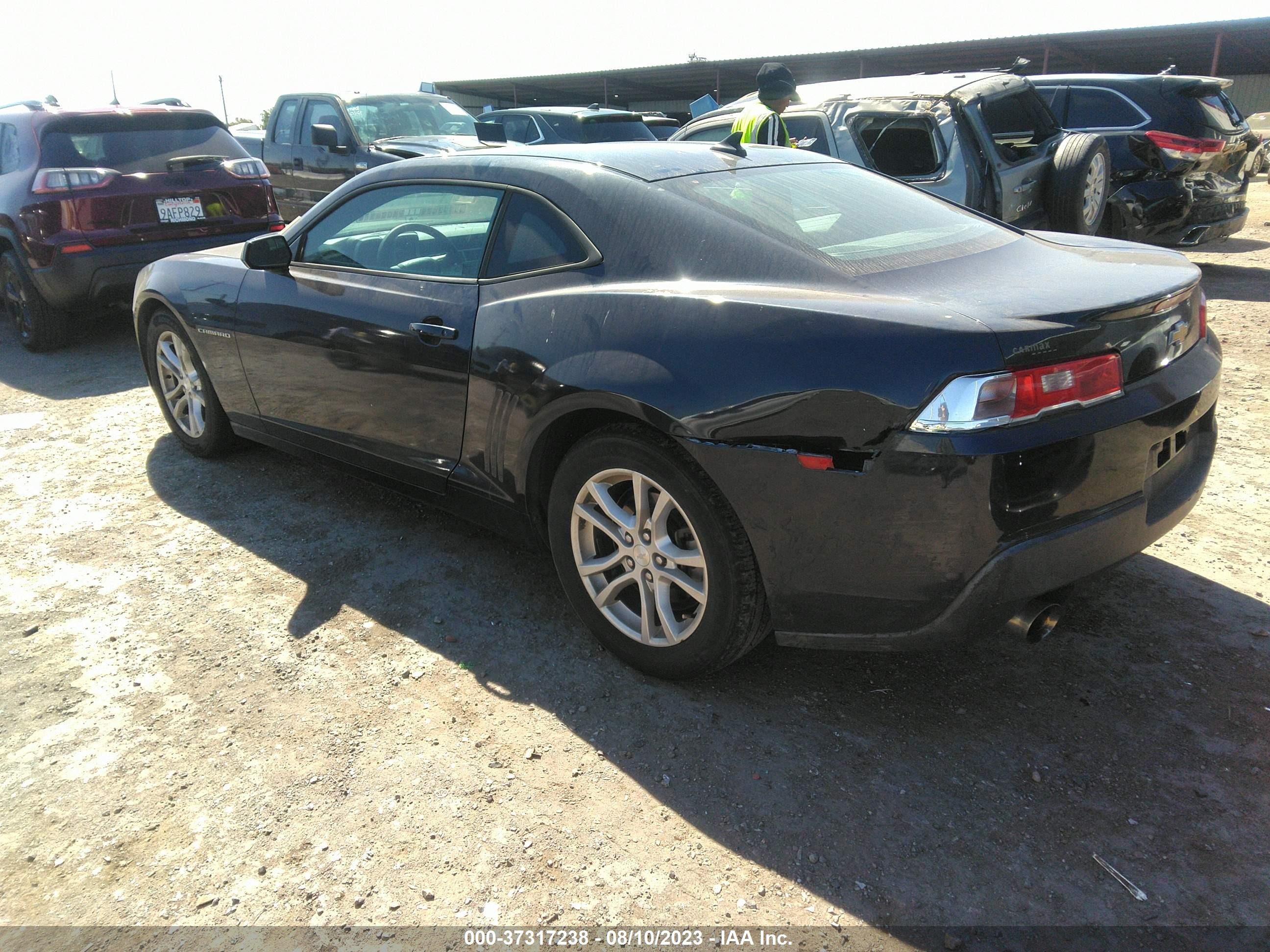 Photo 2 VIN: 2G1FB1E32F9182885 - CHEVROLET CAMARO 