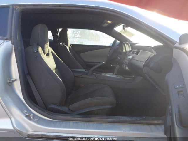 Photo 4 VIN: 2G1FB1E32F9303995 - CHEVROLET CAMARO 