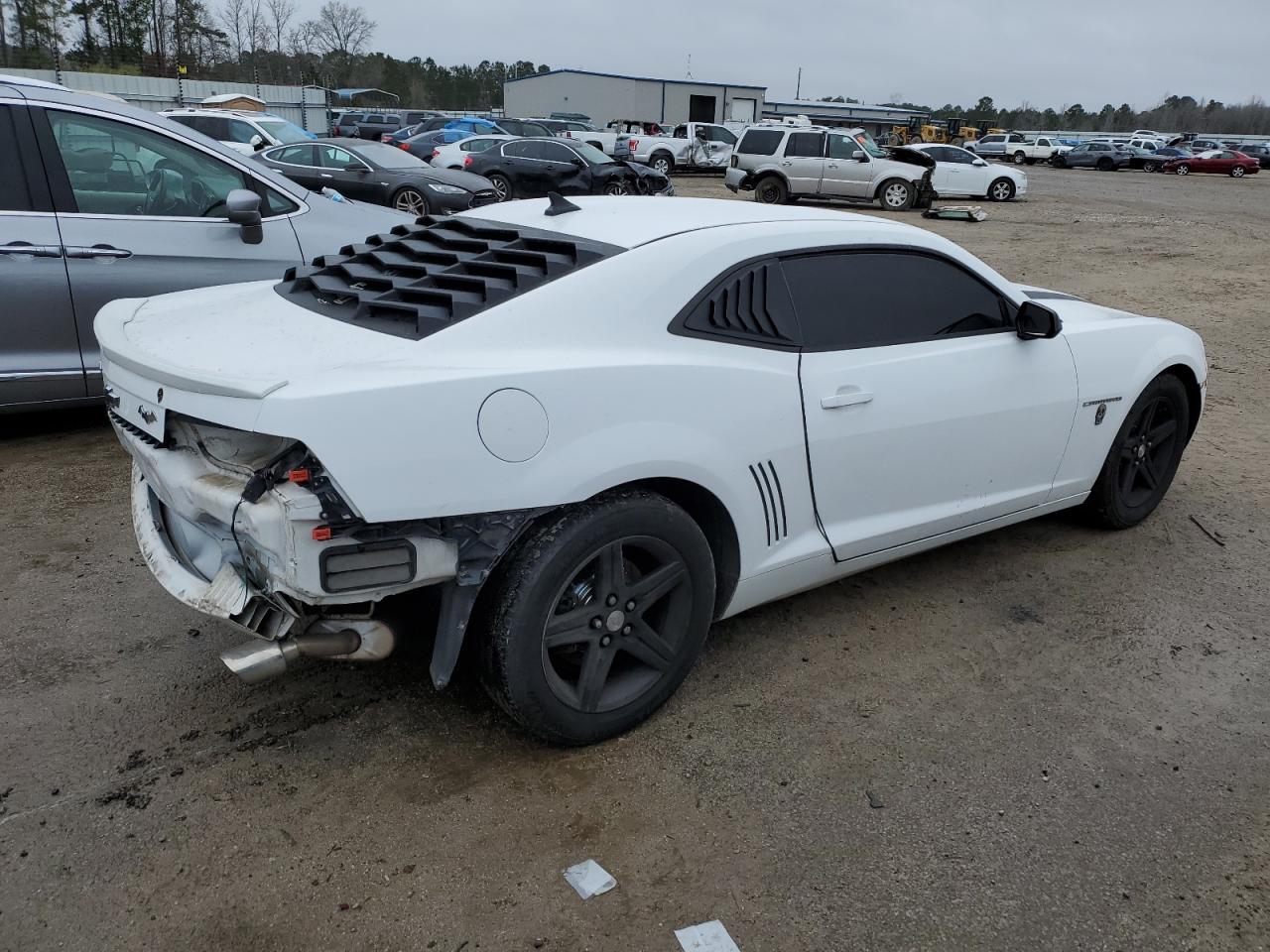 Photo 2 VIN: 2G1FB1E35C9168247 - CHEVROLET CAMARO 