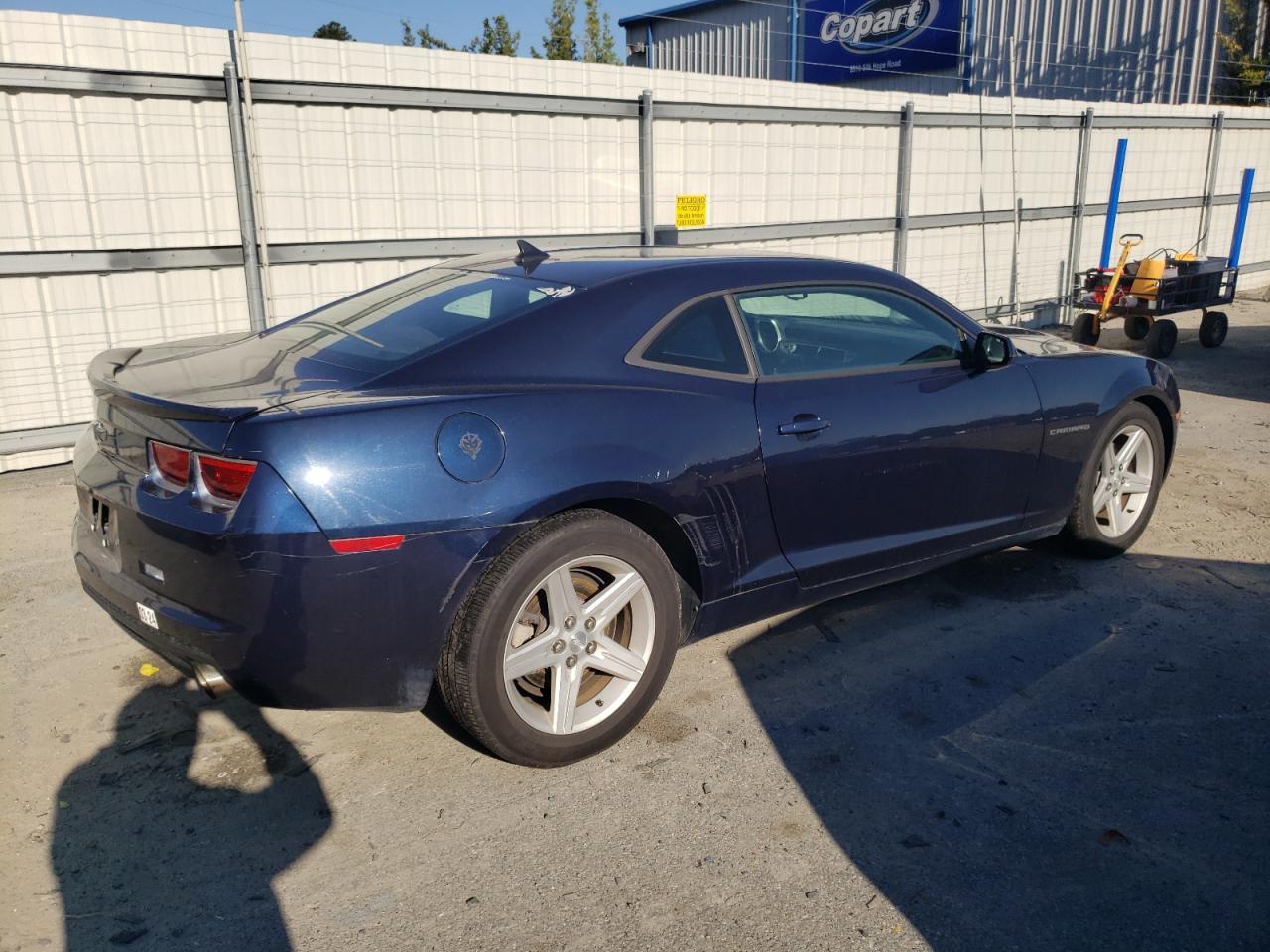 Photo 2 VIN: 2G1FB1E36C9169701 - CHEVROLET CAMARO 