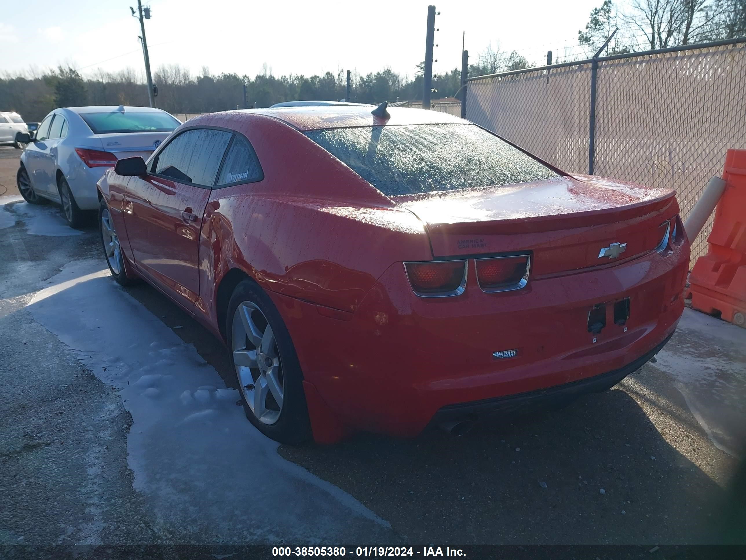 Photo 2 VIN: 2G1FB1E36C9197353 - CHEVROLET CAMARO 