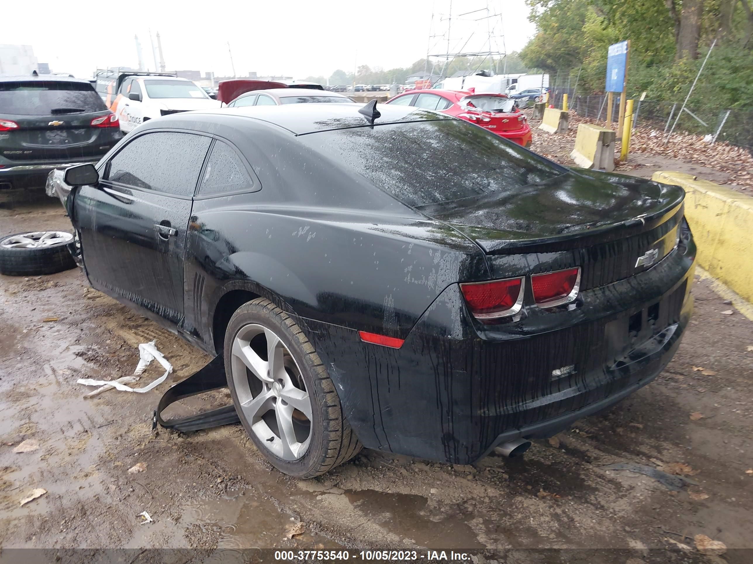 Photo 2 VIN: 2G1FB1E36D9237089 - CHEVROLET CAMARO 