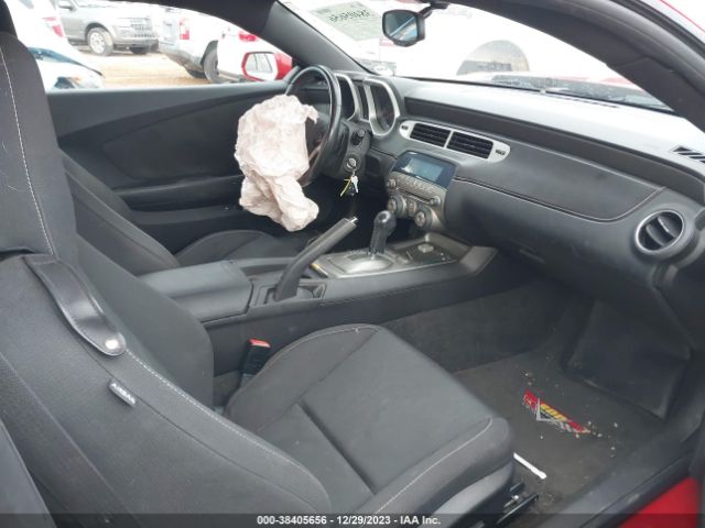 Photo 4 VIN: 2G1FB1E38C9204075 - CHEVROLET CAMARO 