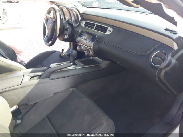 Photo 4 VIN: 2G1FB1E38F9311468 - CHEVROLET CAMARO 