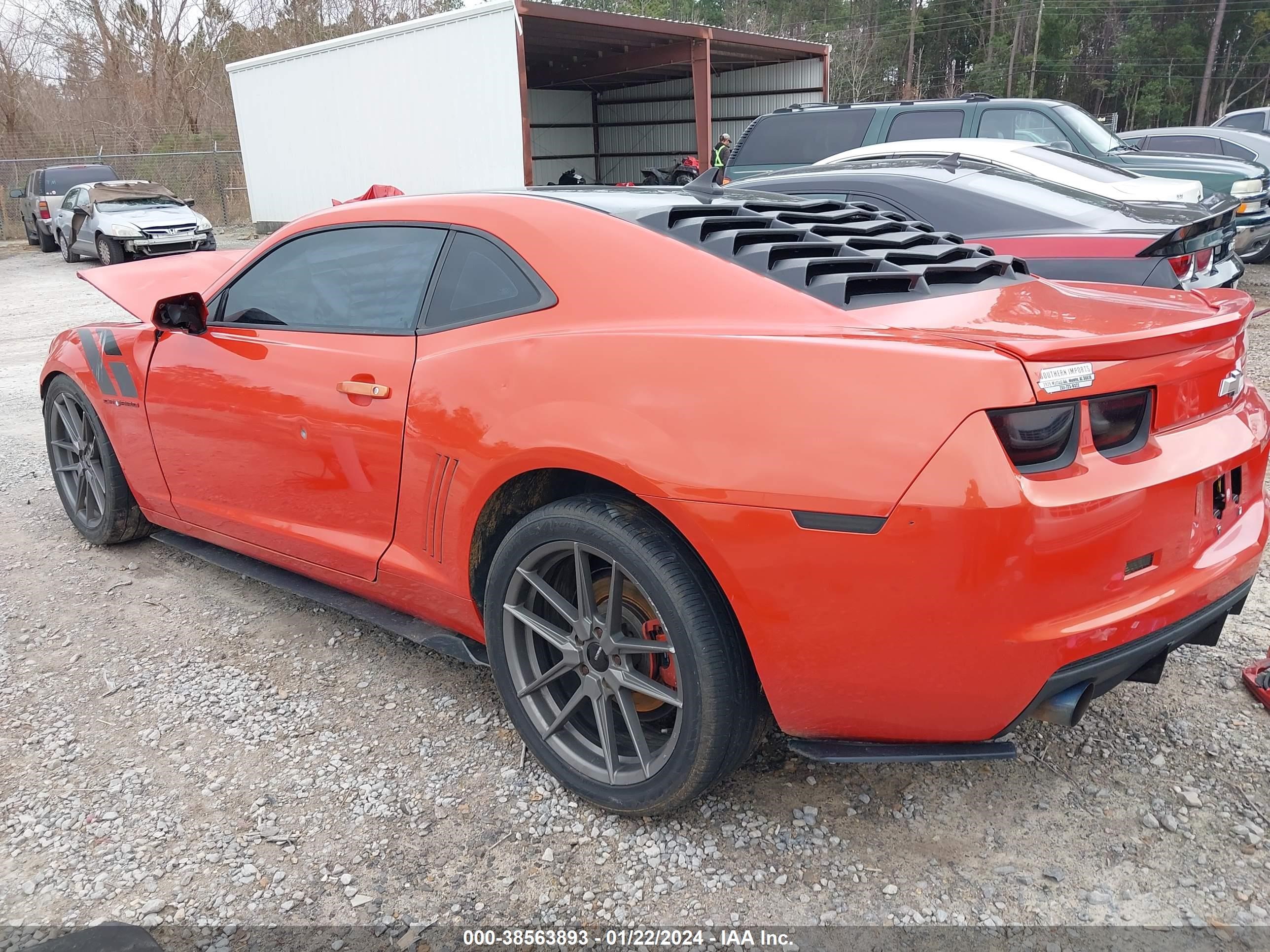 Photo 2 VIN: 2G1FB1ED0B9134191 - CHEVROLET CAMARO 